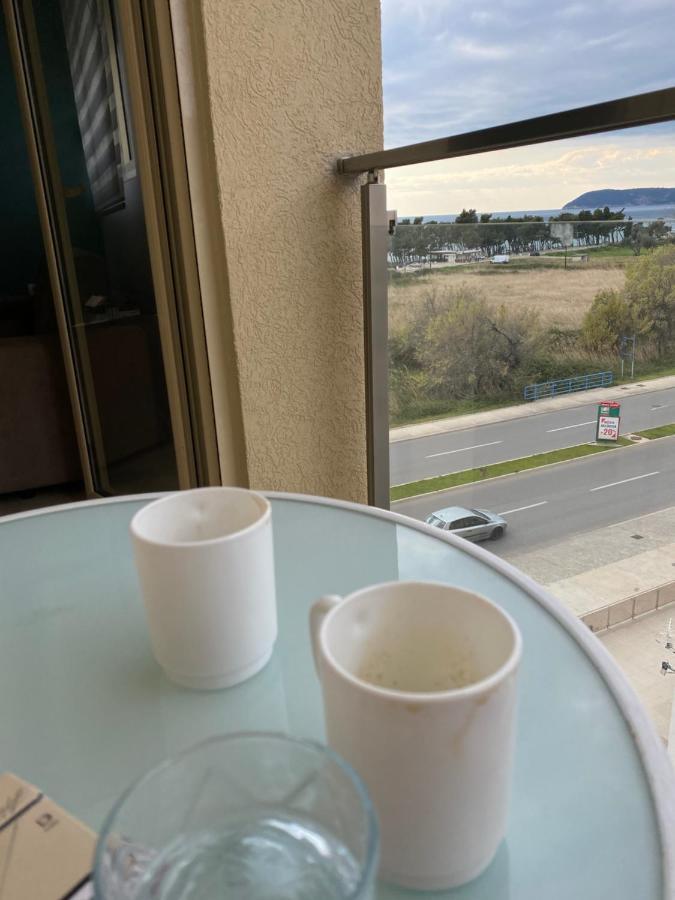 Aleksandar First Sea Line Apartment Bar Exterior photo